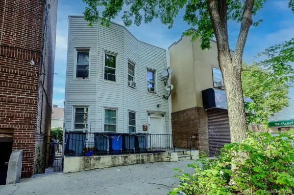 719 Van Nest Avenue, Bronx, NY 10462