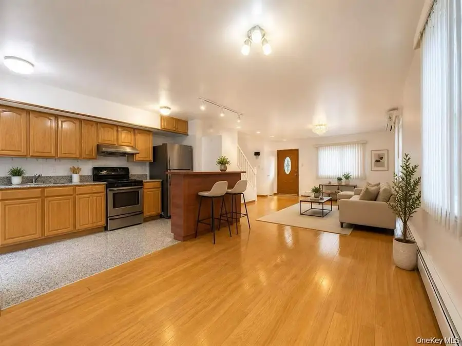 75-01 167th Street, Fresh Meadows, NY 11366 - #3
