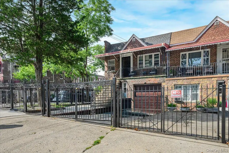 1281 Arnow Avenue, Bronx, NY 10469 - #3