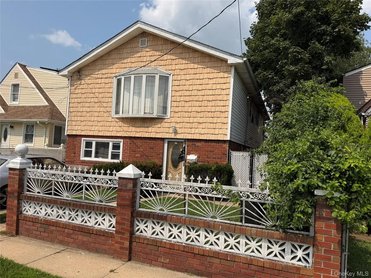 24615 137th Avenue, Rosedale, NY 11422 - #1