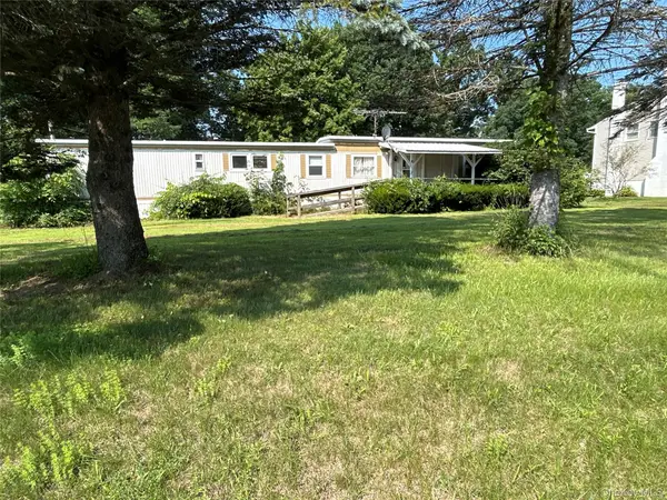 7 Woodside Street, Pine Plains, NY 12567