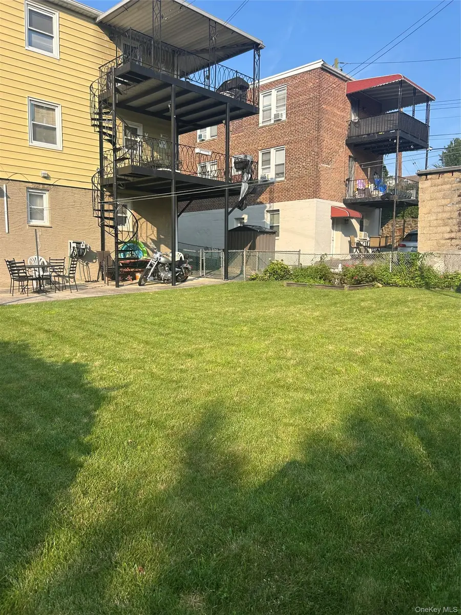 76 AKA74 Fortfield Avenue, Yonkers, NY 10701 - #3