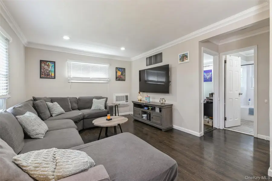 2606 7th Avenue, East Meadow, NY 11554 - #3