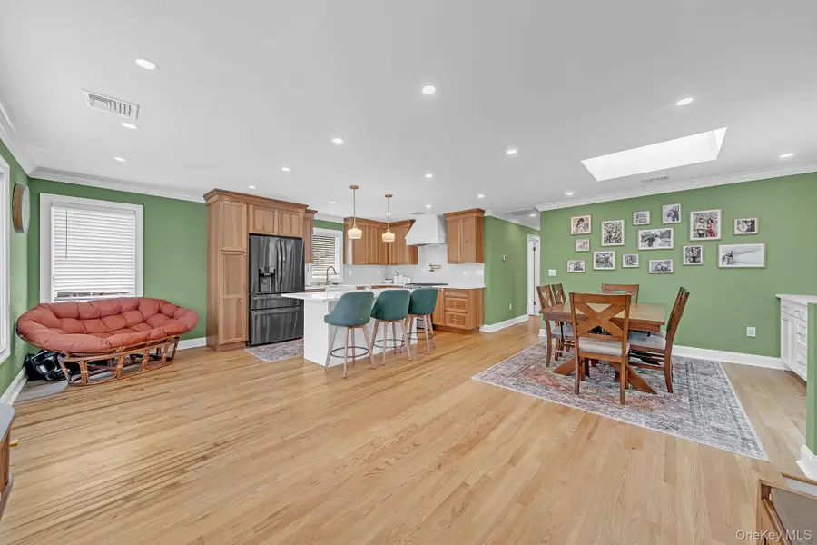 257 N Alleghany Avenue, Lindenhurst, NY 11757 - #2