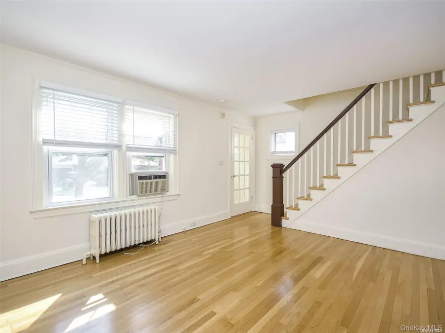 74 Irma Avenue, Port Washington, NY 11050 - #3