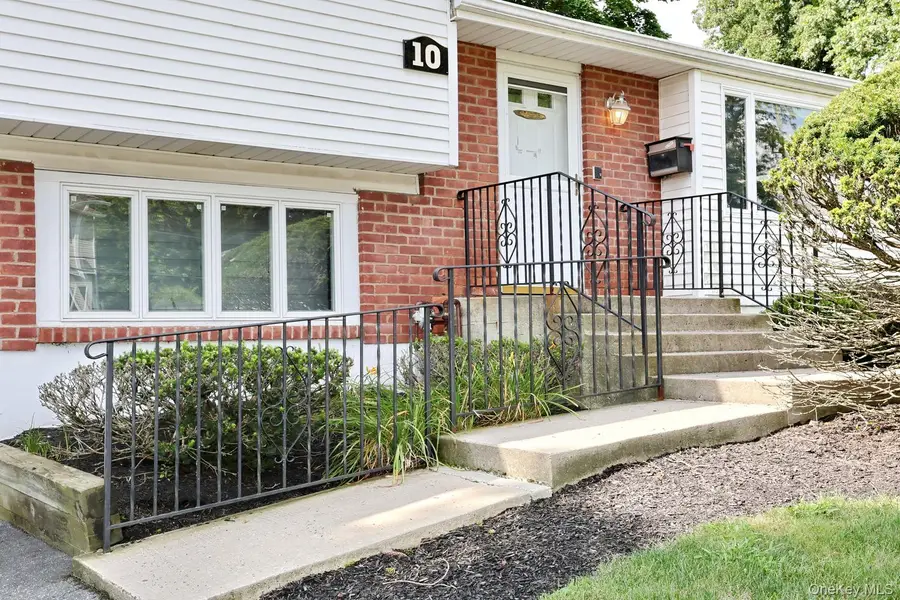 10 Briarcliff Drive, Monsey, NY 10952 - #2