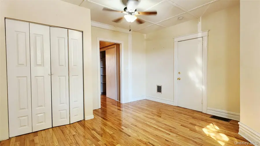 6431 Admiral Avenue, Middle Village, NY 11379 - #3