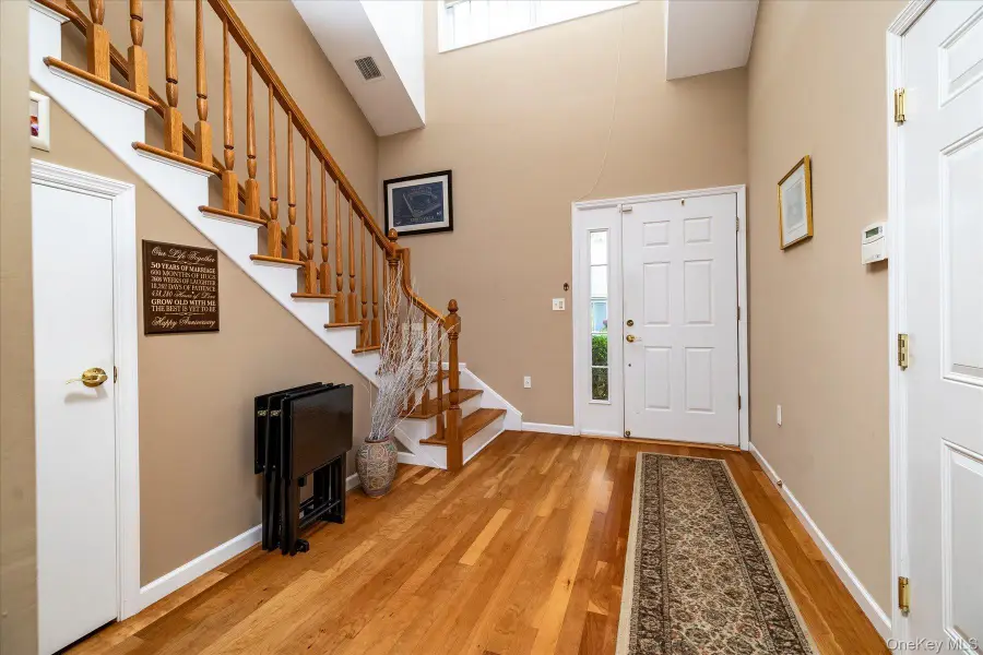 196 Pond View Drive, Port Washington, NY 11050 - #2