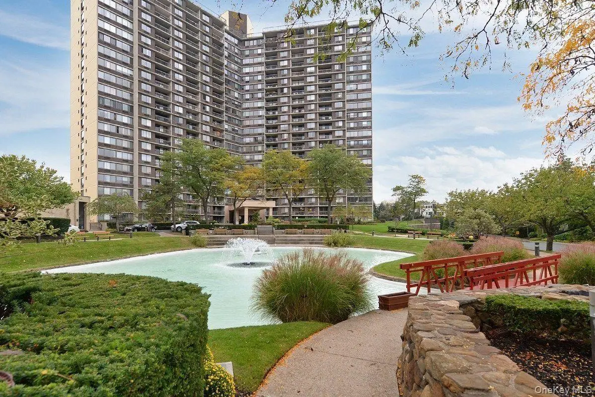 1 Bay Club Drive #18L, Bayside, NY 11360 - #1