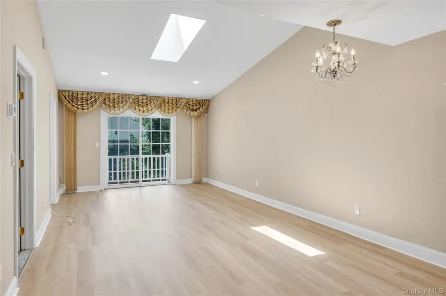 1118 Savoy Drive, Melville, NY 11747 - #2