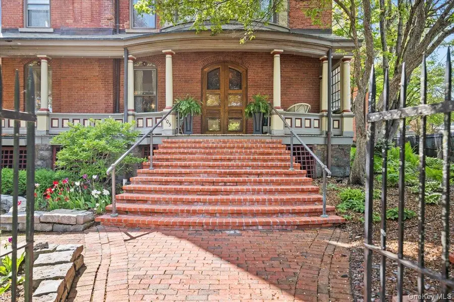 605 N. Broadway, Saratoga Springs, NY 12866 - #2