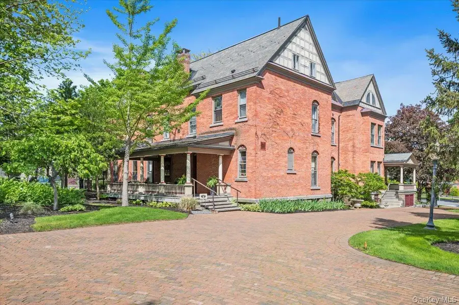 605 N. Broadway, Saratoga Springs, NY 12866 - #3