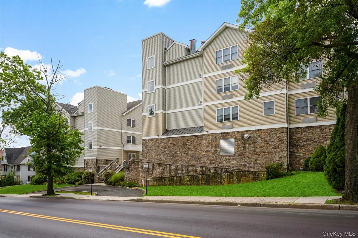 342 Westchester Avenue #25E, Port Chester, NY 10573 - #1