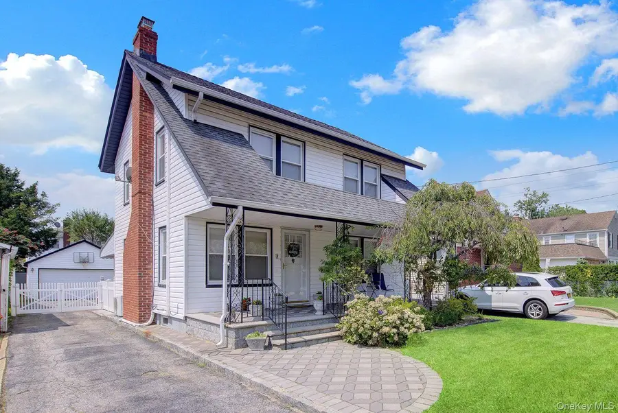 9 Christabel Street, Lynbrook, NY 11563 - #2