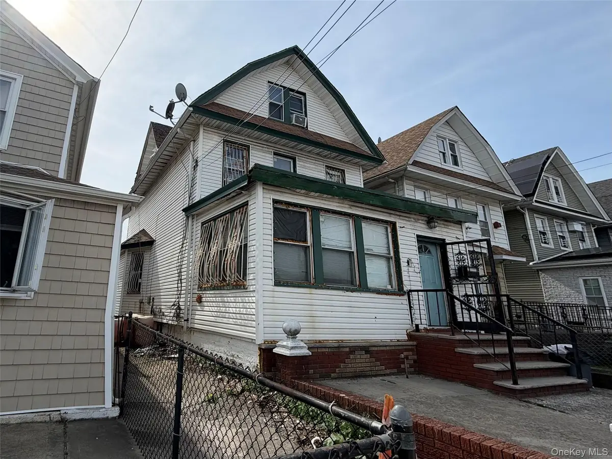 9508 111th Street, South Richmond Hill, NY 11419 - #1