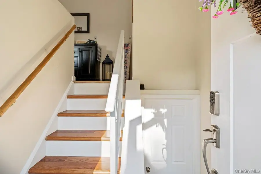 107 Avenue A, Holbrook, NY 11741 - #3