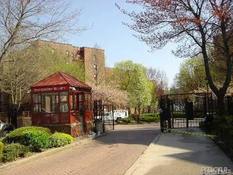 150-25 72 Road #1J, Kew Garden Hills, NY 11367