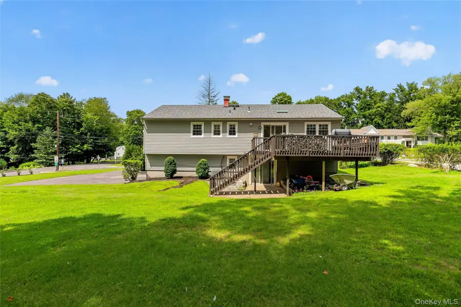 6 Linda Lane, Pearl River, NY 10965 - #3