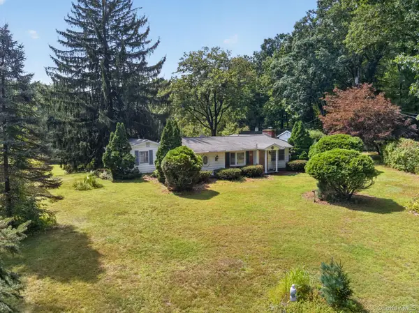 20 Sunset Circle, Bloomingburg, NY 12721