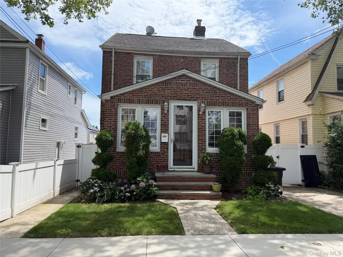 19430 111th Road, Saint Albans, NY 11412 - #1