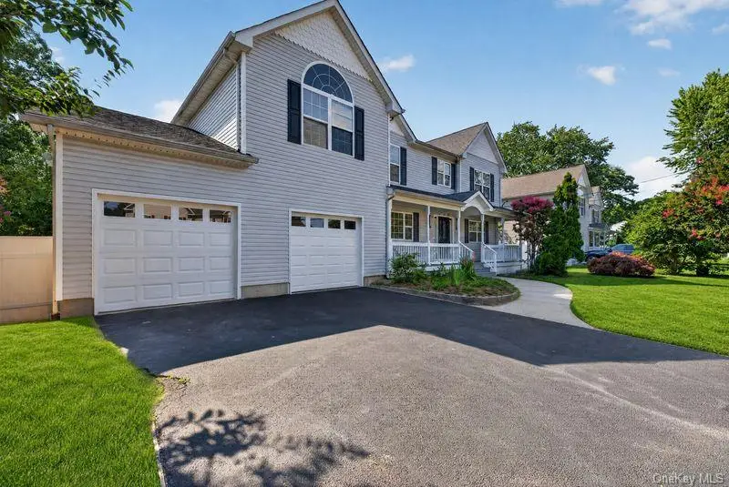 296 Westchester Avenue, West Babylon, NY 11704 - #3