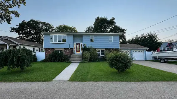 6 17th Street, Bayville, NY 11709