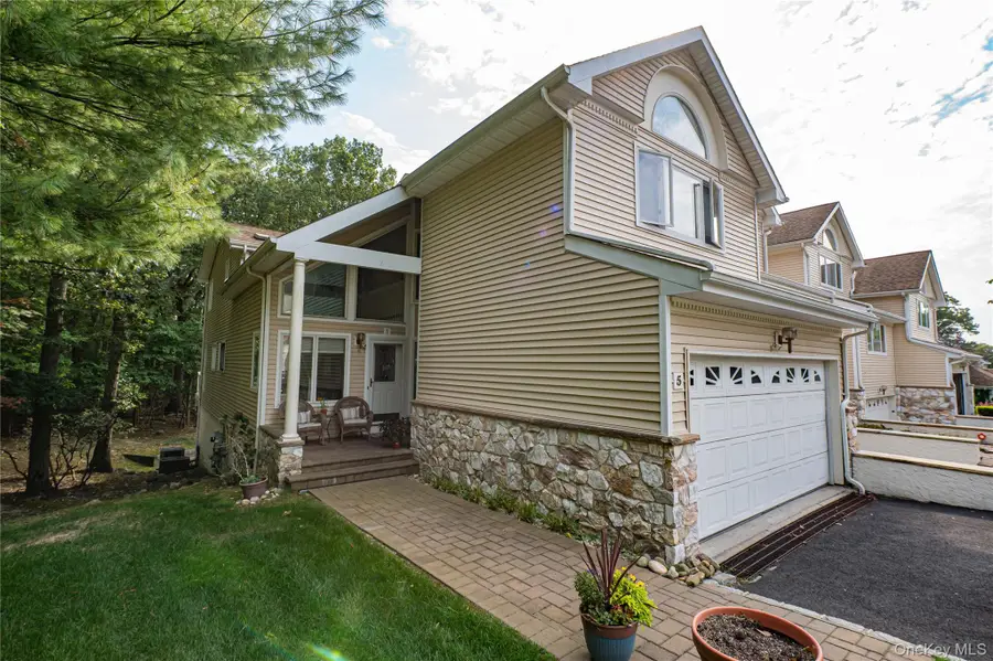 5 Princess Tree Court, Port Jefferson, NY 11777 - #2