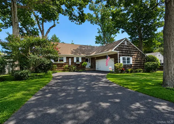 127 Cherry Avenue, West Sayville, NY 11796