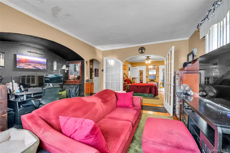 54-55 65th Place, Maspeth, NY 11378 - #3