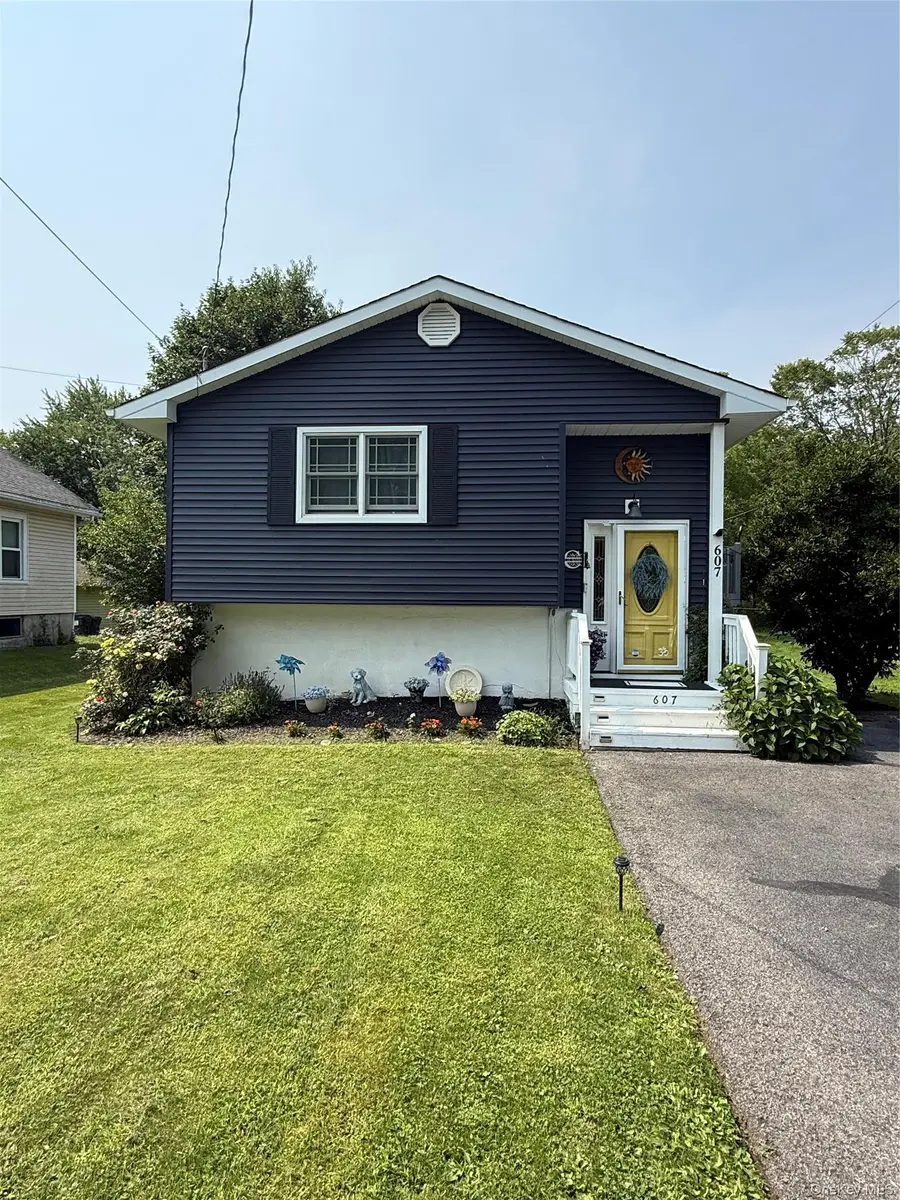 607 Heard Avenue, Maybrook, NY 12543 - #2