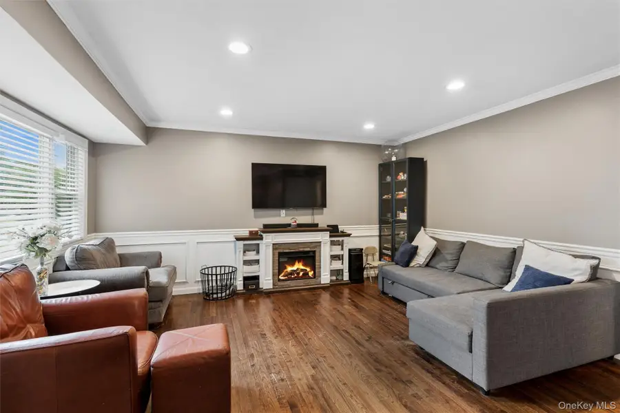 52 Larry Road S, Selden, NY 11784 - #3