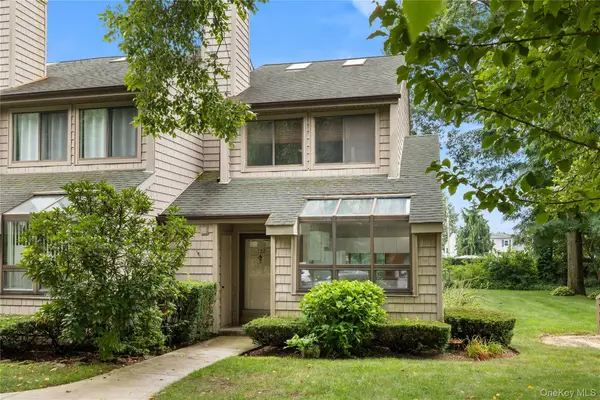 127 Beecher Avenue Extension, East Islip, NY 11730