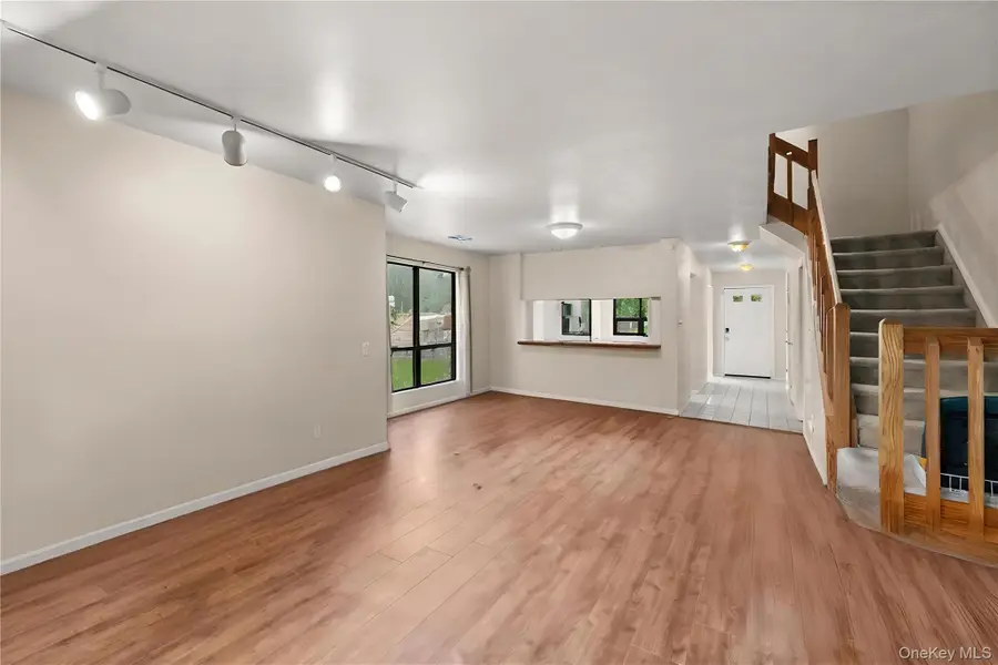 127 Beecher Avenue Extension, East Islip, NY 11730 - #3