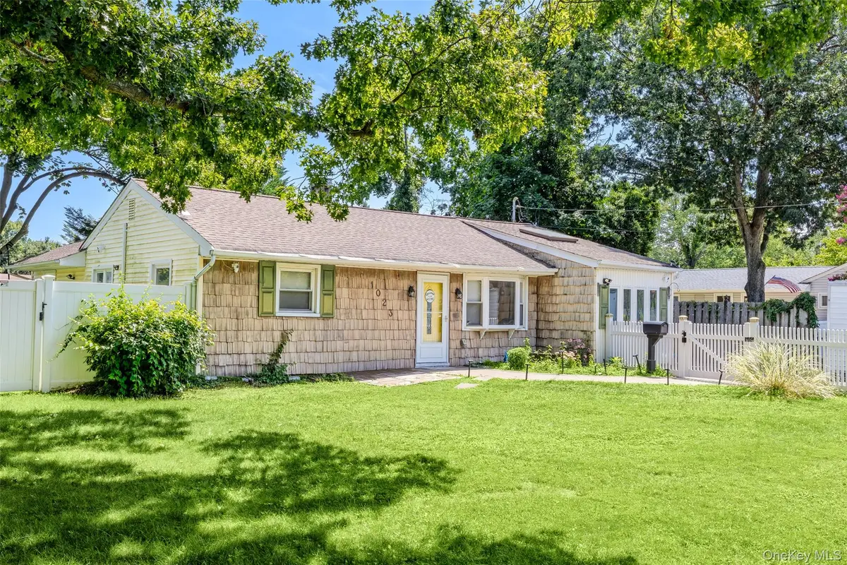 1023 Udall Road, Bay Shore, NY 11706 - #1