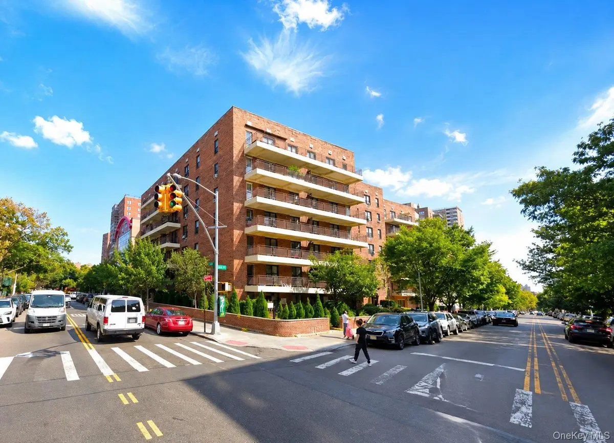 13710 Franklin Avenue #603, Flushing, NY 11355 - #1