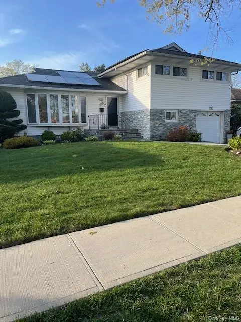 1237 Walnut Street, Uniondale, NY 11553