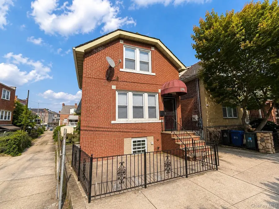1374 Hobart Avenue, Bronx, NY 10461 - #3