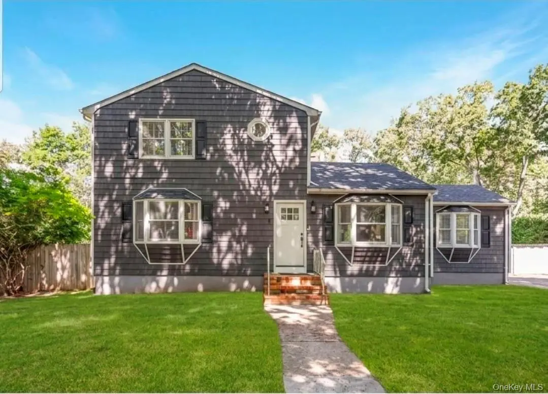 9 Half Moon Pond Road, Ridge, NY 11961 - #1
