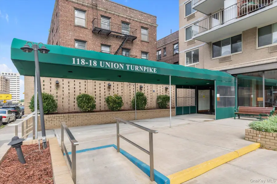 118-18 Union Turnpike #9C, Kew Gardens, NY 11415 - #2