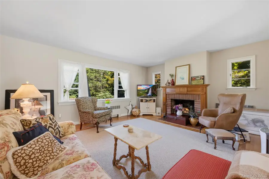 278 Lafayette Avenue, Cortlandt Manor, NY 10567 - #2