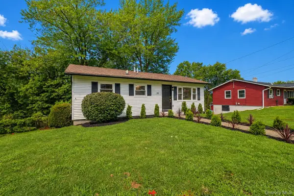 15 Fleetwood Drive, Newburgh, NY 12550