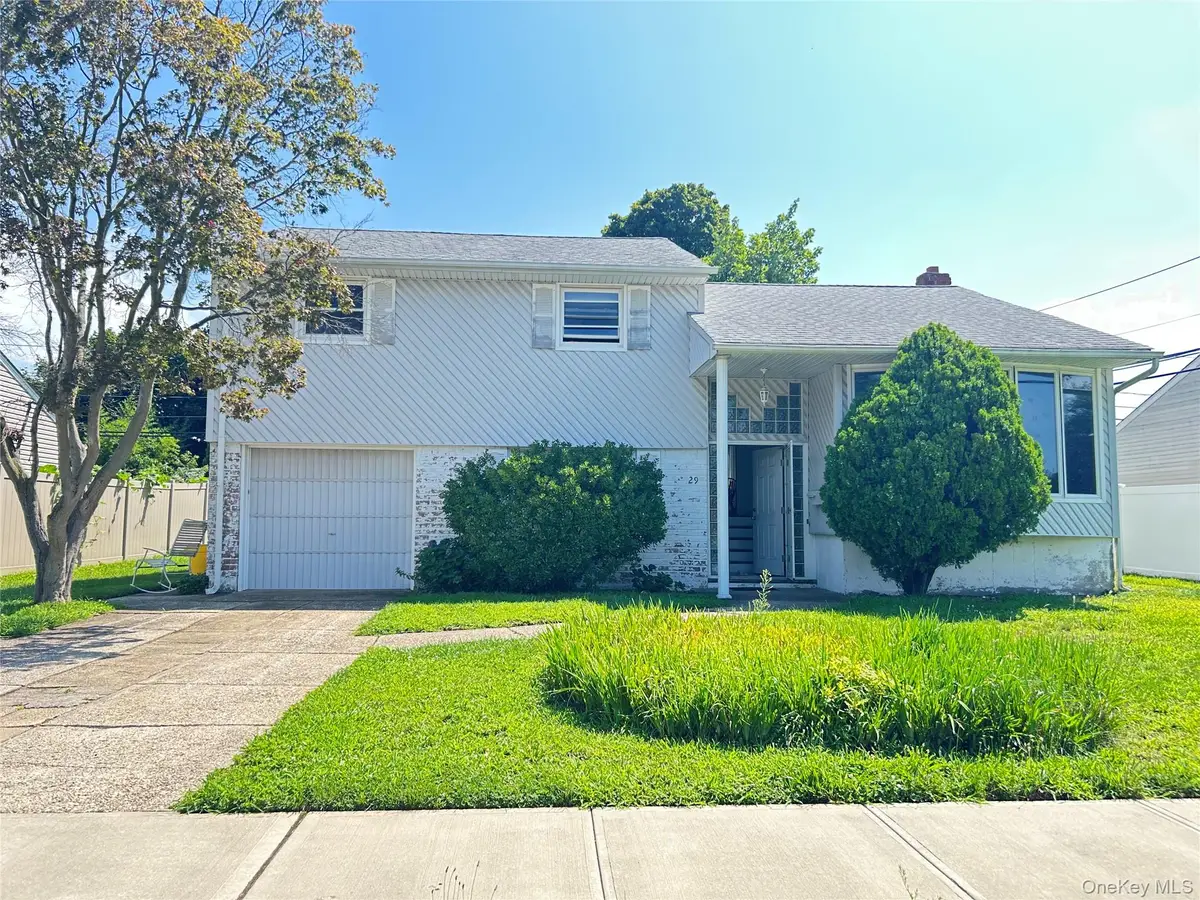 29 Jean Place, Syosset, NY 11791 - #1