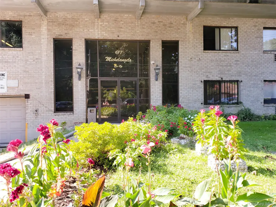 687 Bronx River Road #1J, Yonkers, NY 10704 - #2