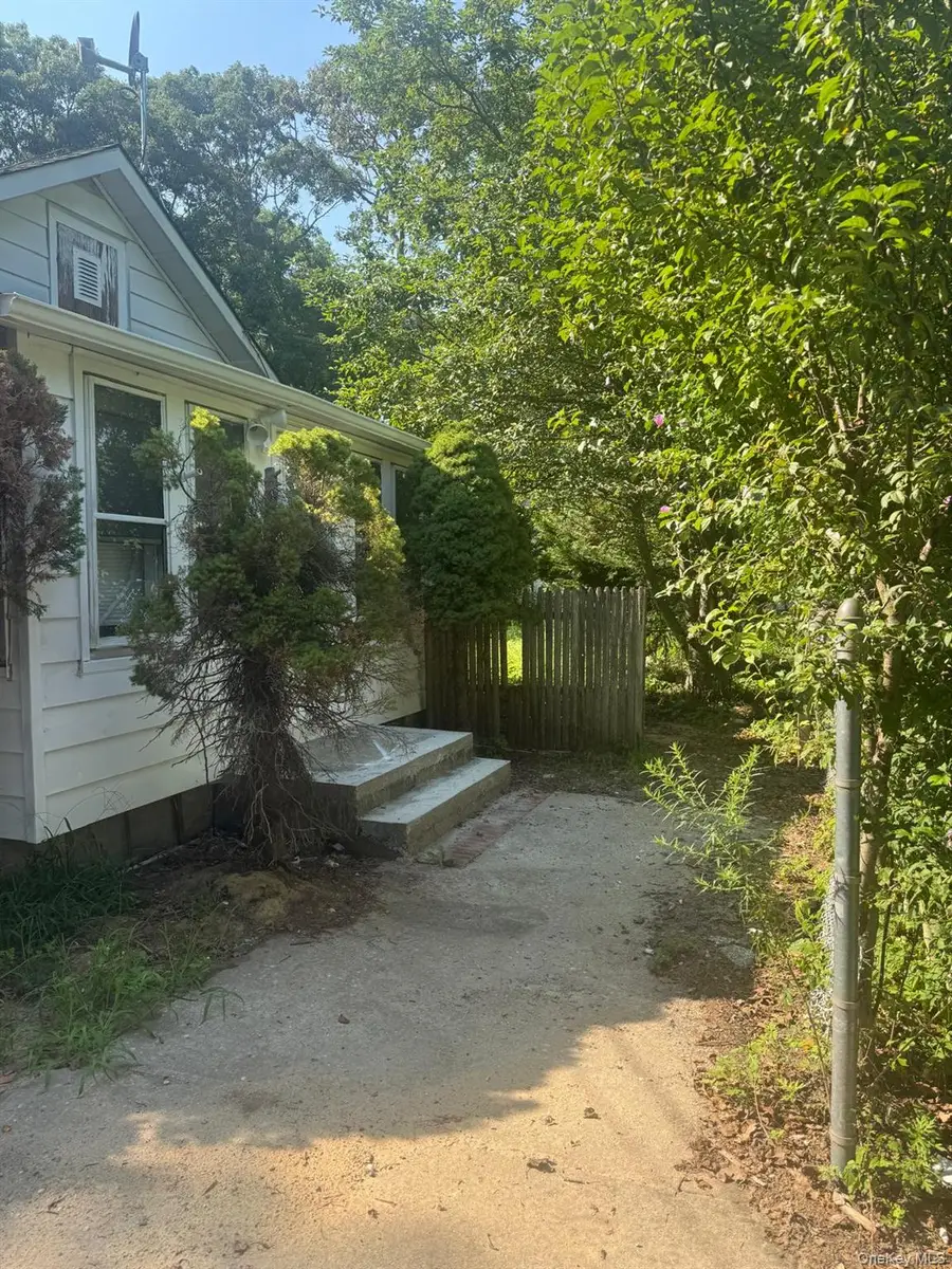 34 Midland Avenue, Mastic, NY 11950 - #2