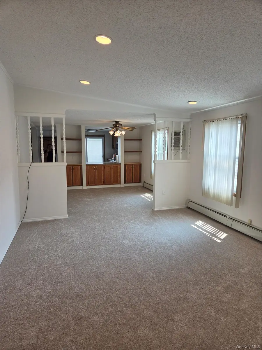 162 Village Circle W, Manorville, NY 11949 - #2