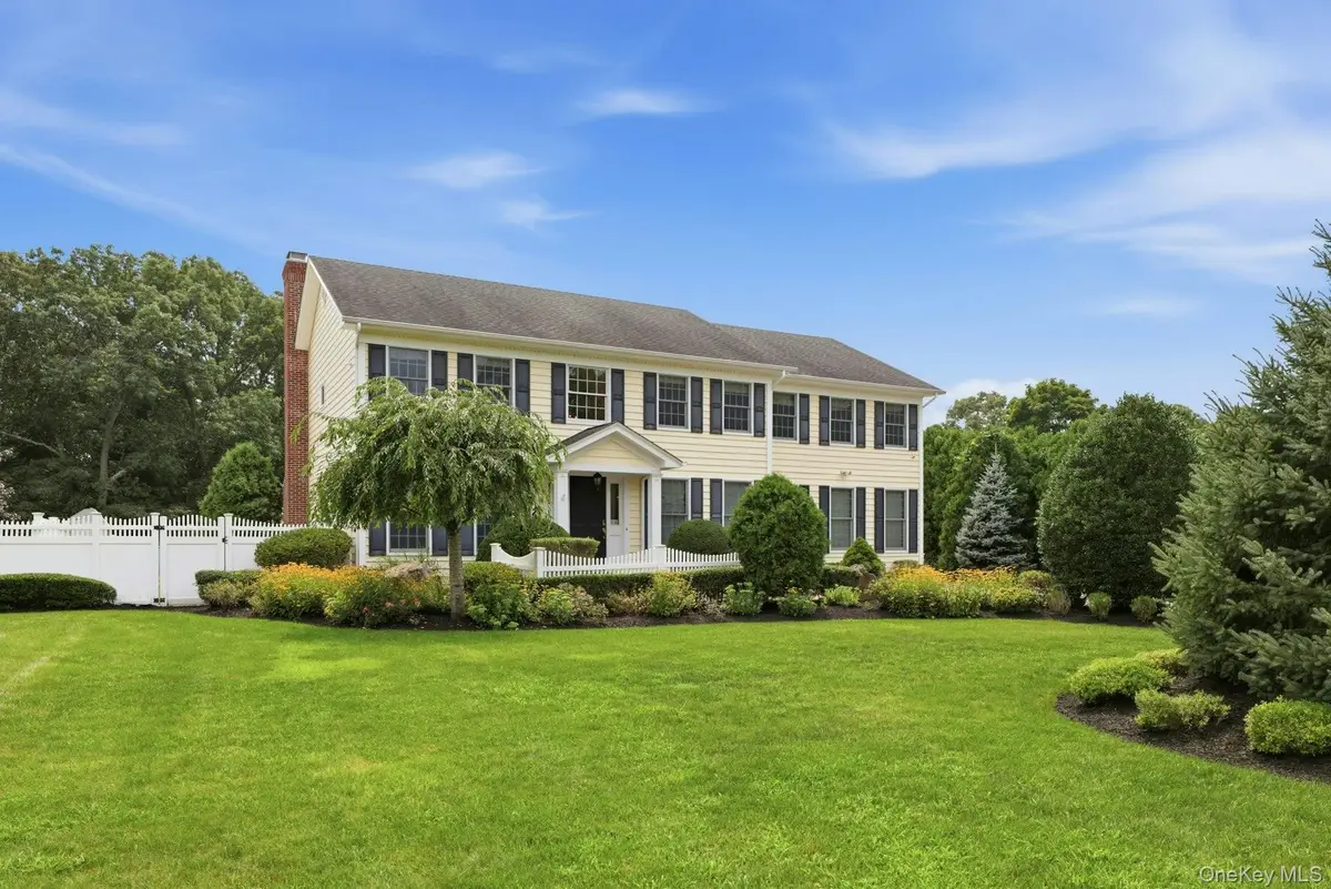 28 Spruce Street, Selden, NY 11784 - #1