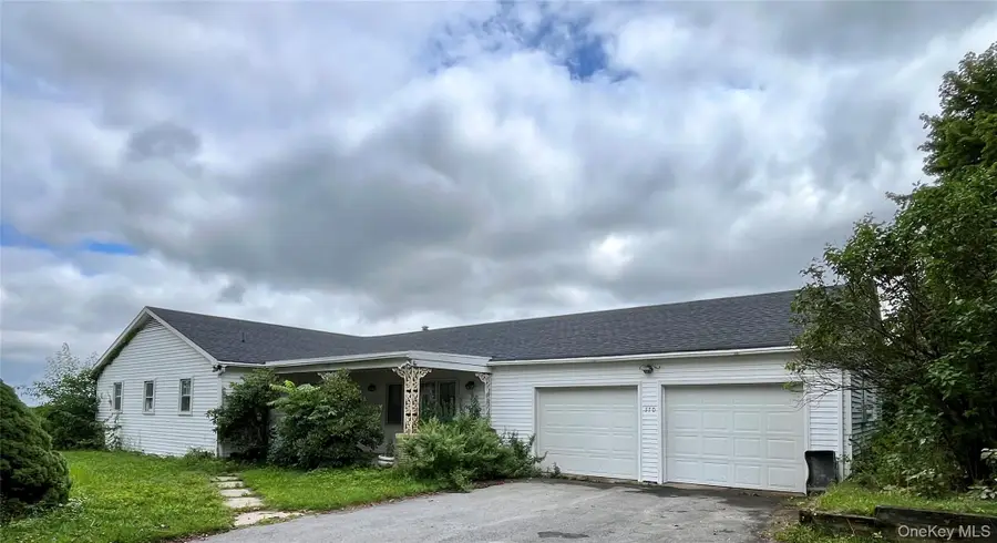 370 Greeves Road, New Hampton, NY 10958 - #2