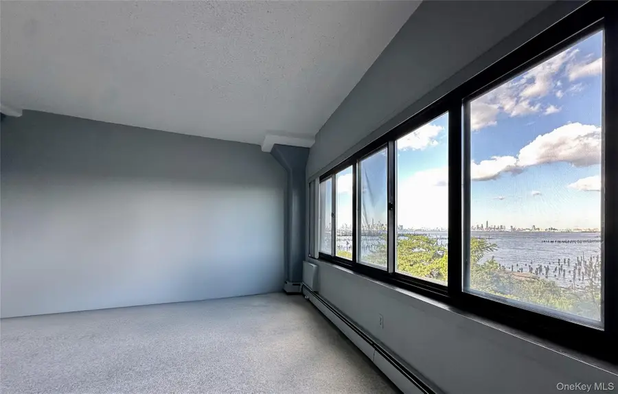 10 Bay Street Landing #2B, Staten Island, NY 10301 - #2