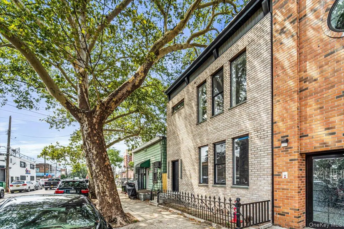 5142 35th Street, Long Island City, NY 11101 - #1
