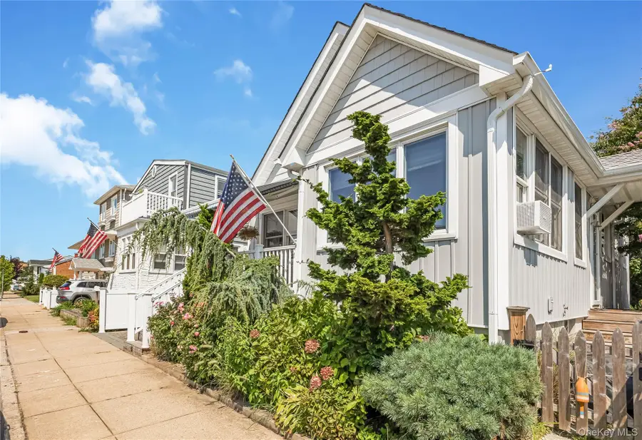 24 Harmon Street, Long Beach, NY 11561 - #3